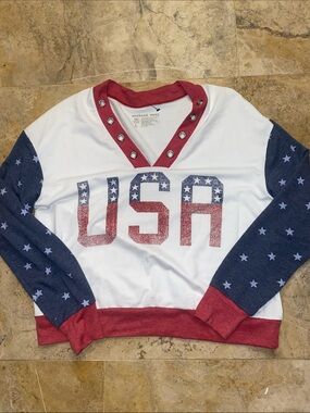 Weekend Soul USA Star-Print Long Sleeve Pullover - White/Red/Blue
